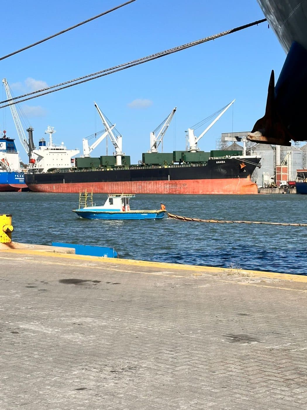 Base operacional no porto